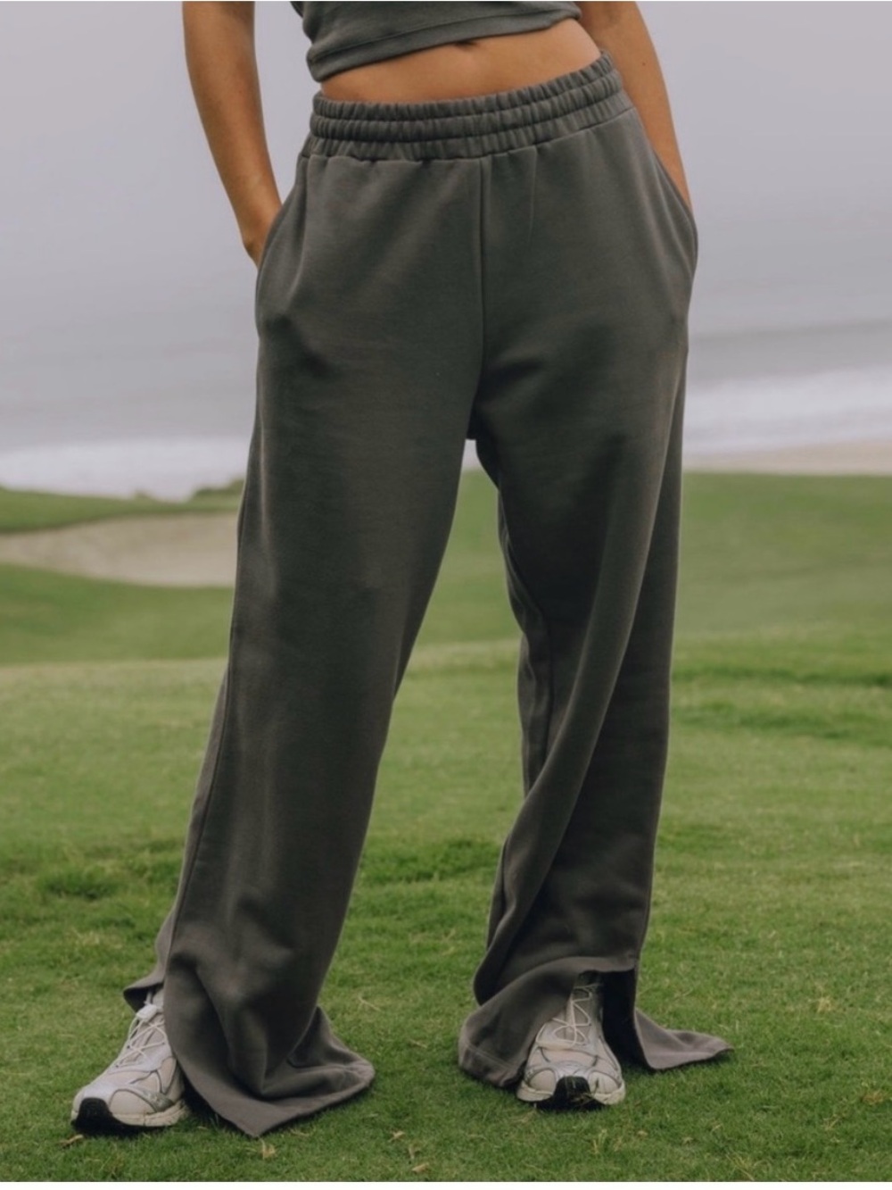 NWT Daily Drills Dark Grey Wide-Leg Sweatpants